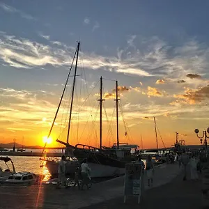 Batarilo Biograd Na Moru